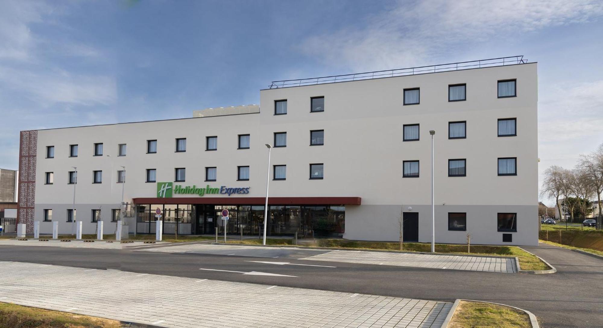 Holiday Inn Express Caen Epron By Ihg Экстерьер фото