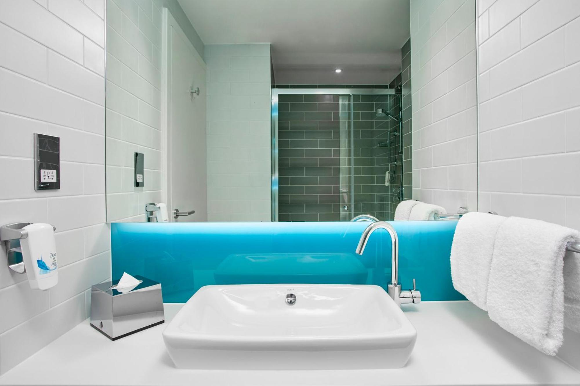 Holiday Inn Express Caen Epron By Ihg Экстерьер фото